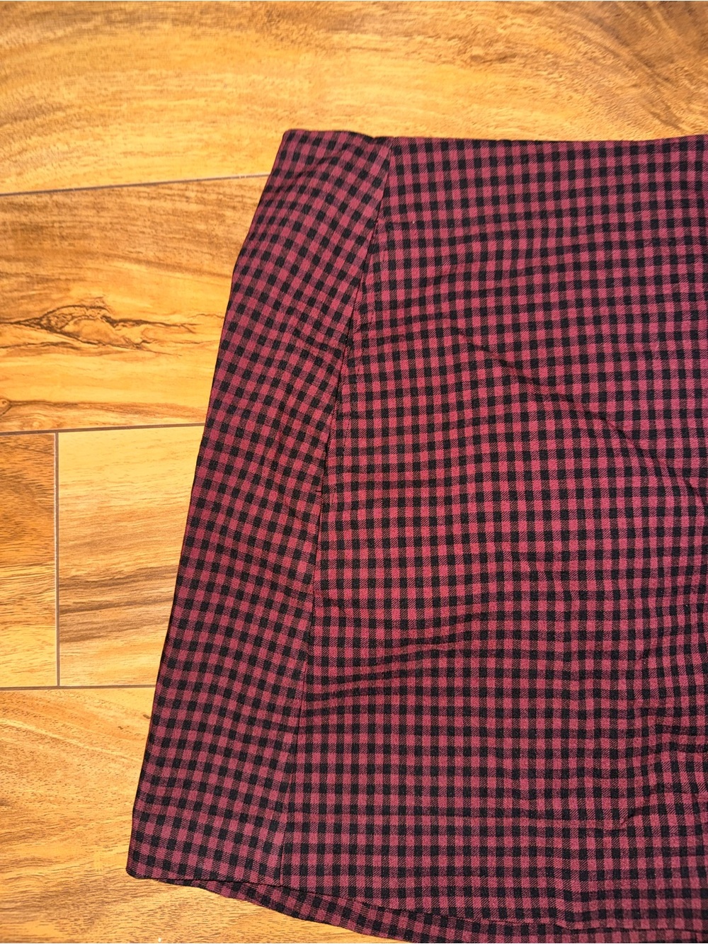 Urban Outfitters Burgundy and Black Mini Skirt - Picture 4 of 5